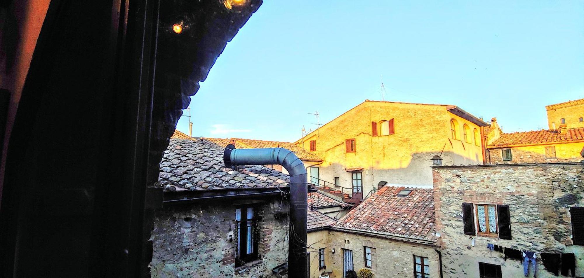 B&B Le Undici Lune San Gimignano Bagian luar foto