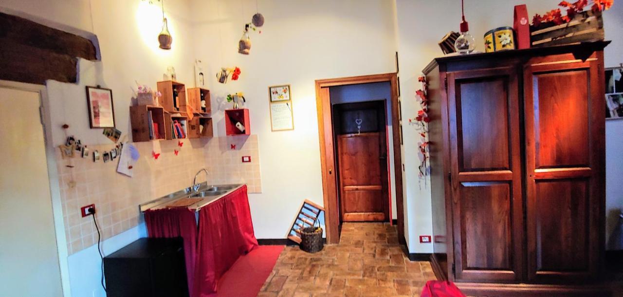 B&B Le Undici Lune San Gimignano Bagian luar foto